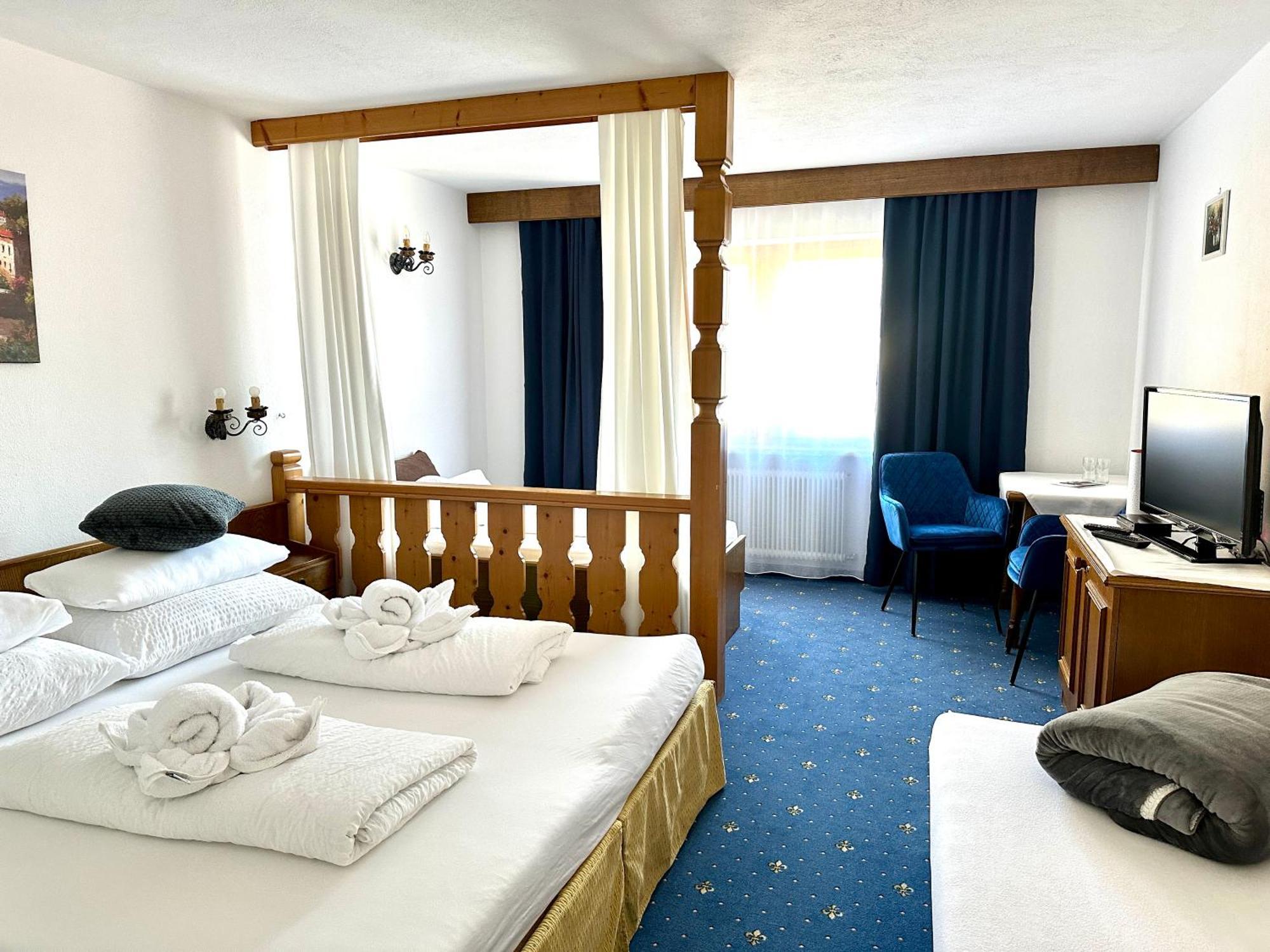 Hotel Marienhof Fliess Exterior photo